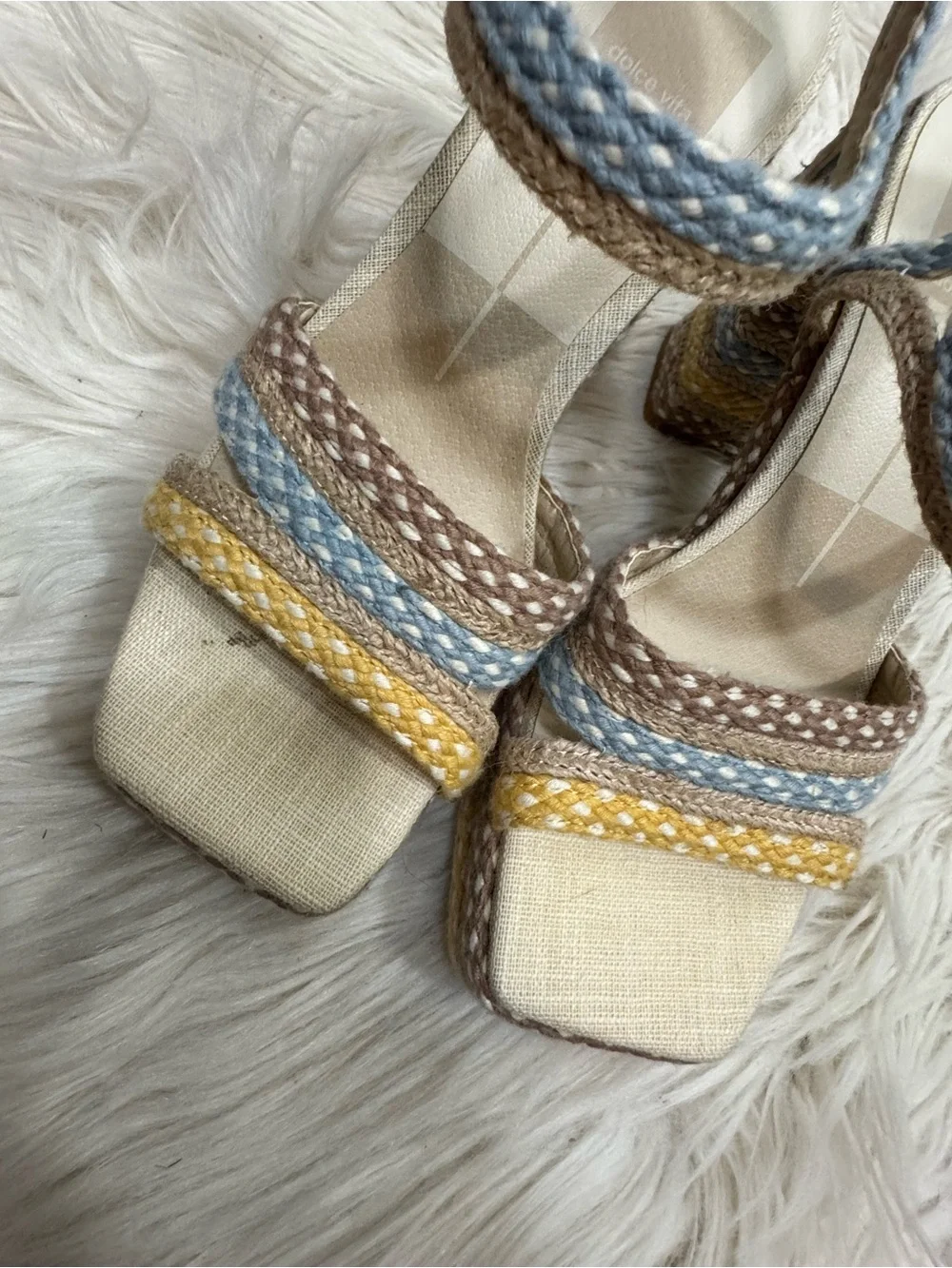 Dolce Vita brand woven